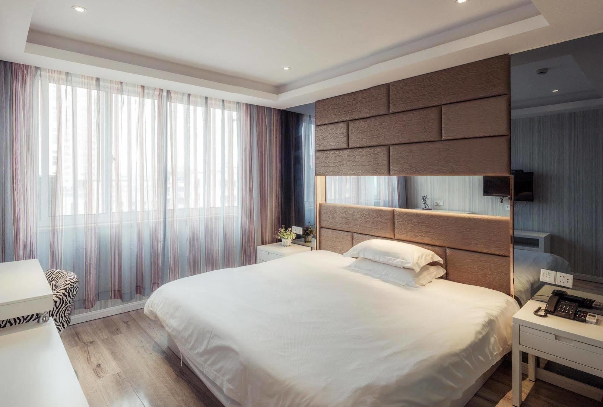 Milan Fashion Hotel Deqing Экстерьер фото