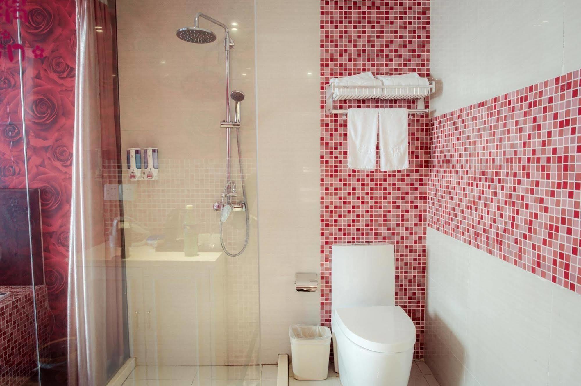 Milan Fashion Hotel Deqing Экстерьер фото