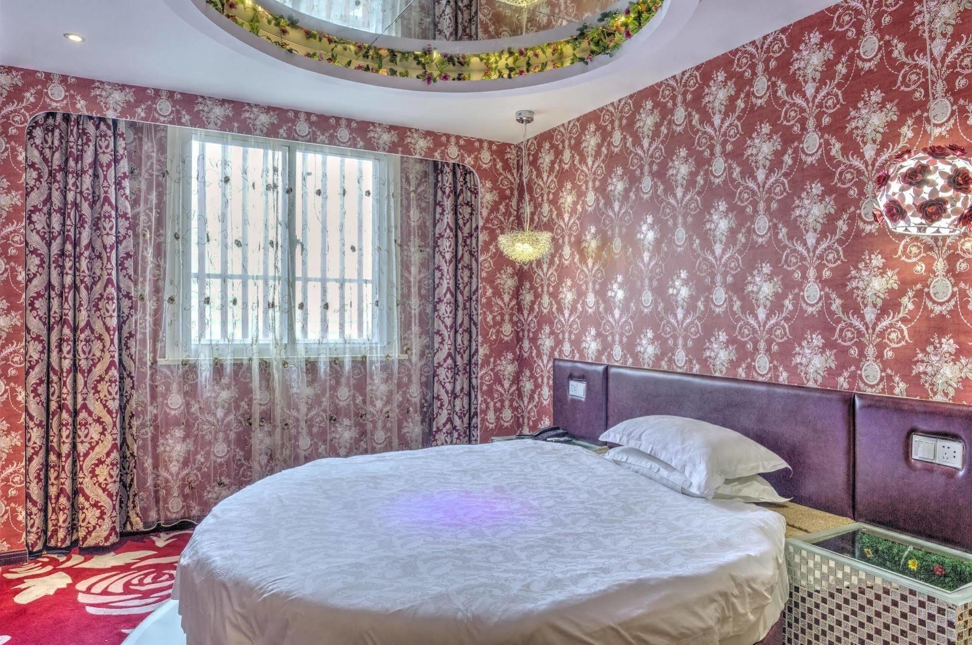 Milan Fashion Hotel Deqing Экстерьер фото