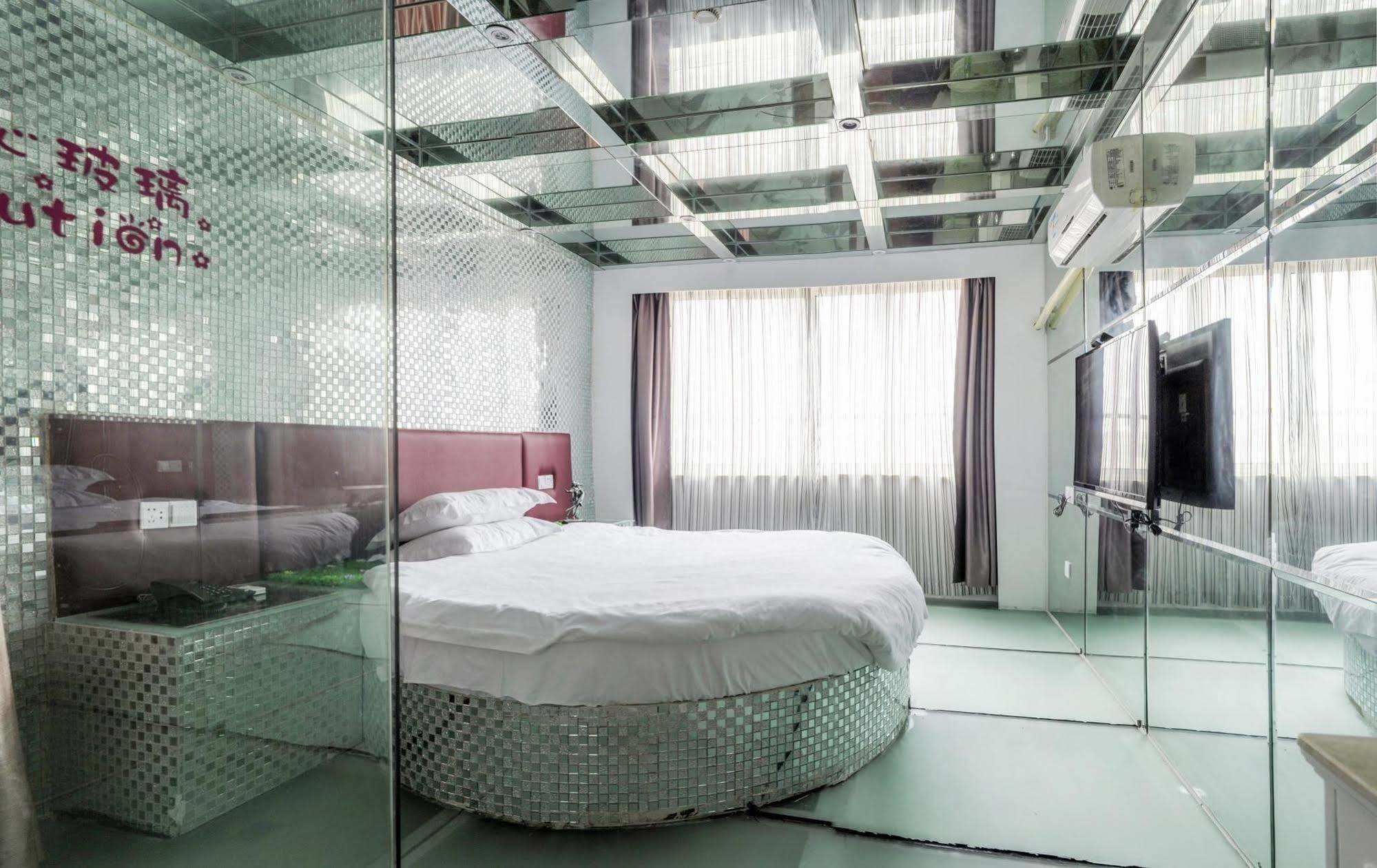 Milan Fashion Hotel Deqing Экстерьер фото