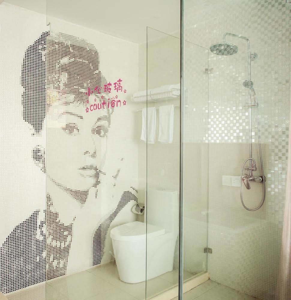 Milan Fashion Hotel Deqing Экстерьер фото