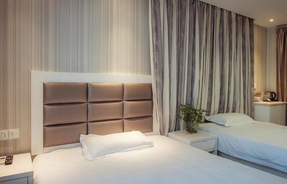 Milan Fashion Hotel Deqing Экстерьер фото